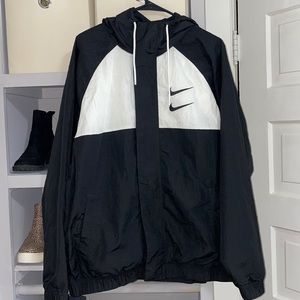 Nike Sportswear Swoosh Woven Hooded Jacket